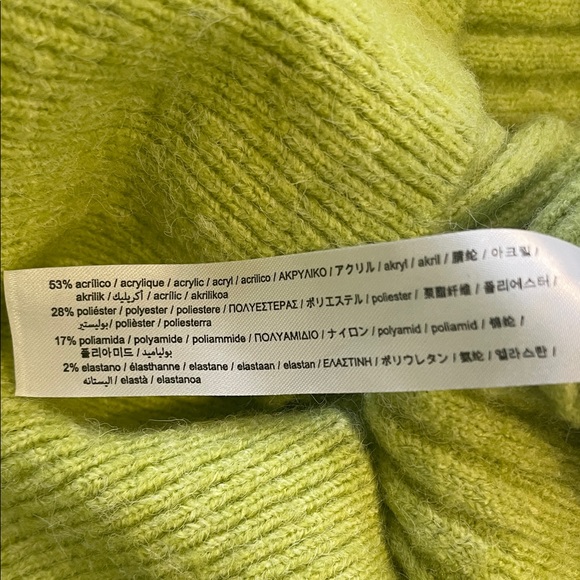 Zara Olive V-Neck Ribbed Sweater - Picture 4 of 4